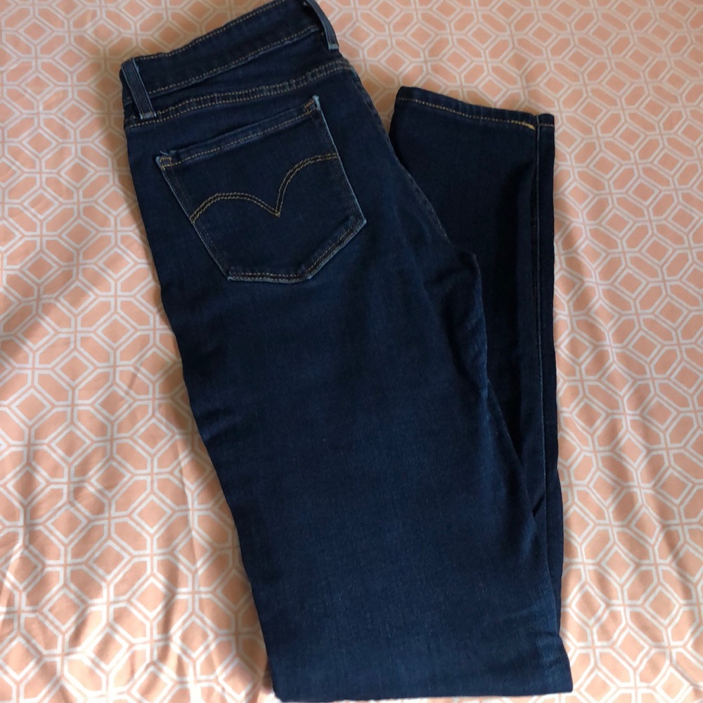 Skinny jeans